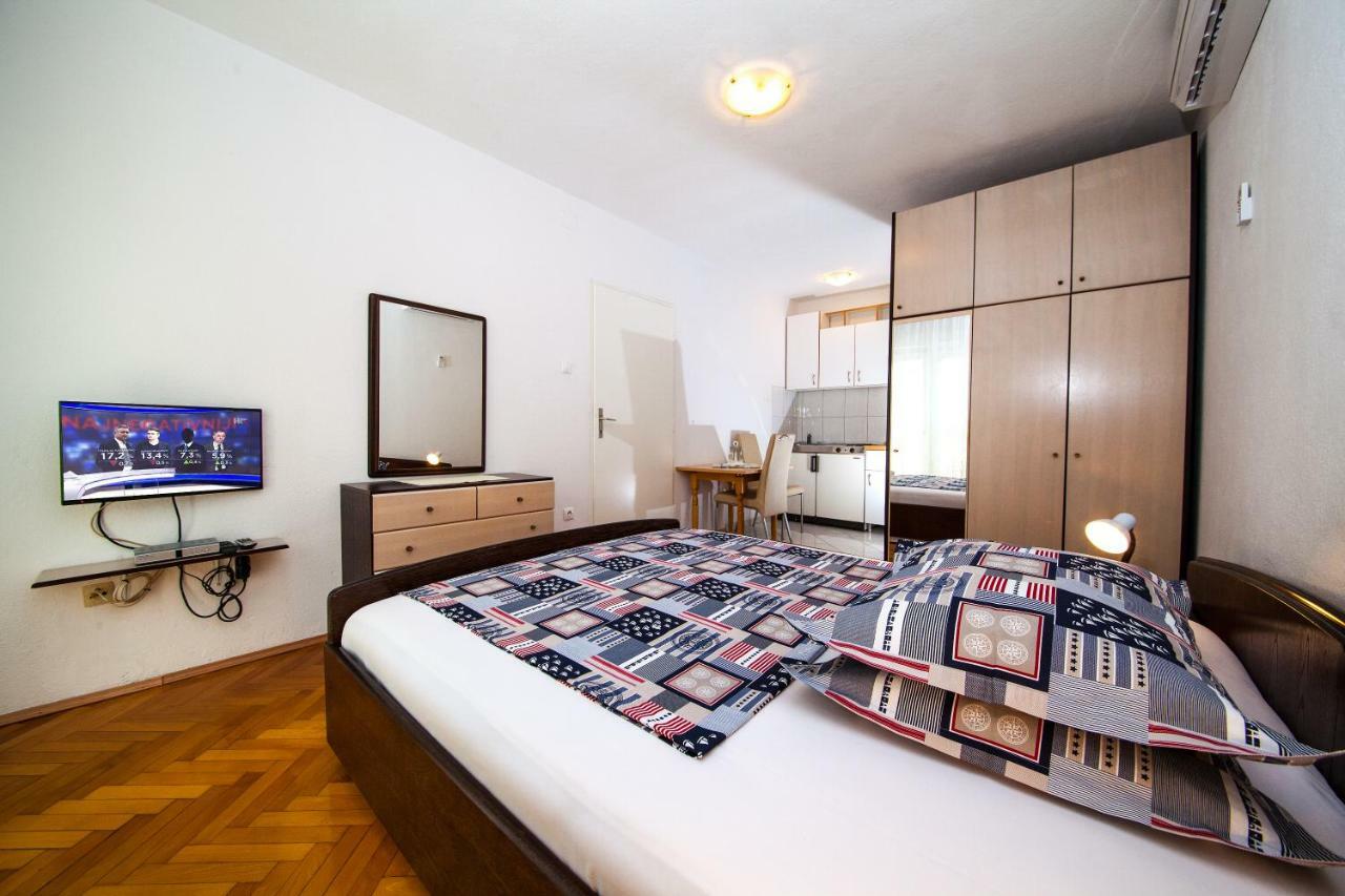 Family Apartments Marita Makarska Exteriör bild
