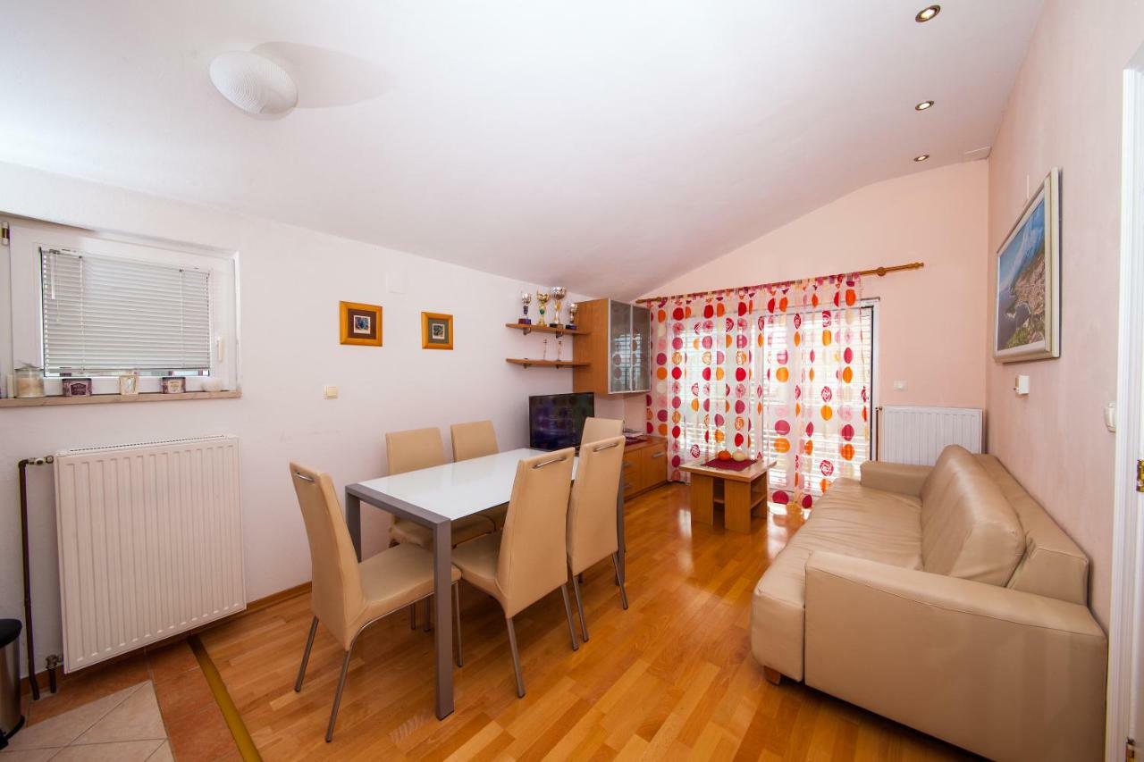 Family Apartments Marita Makarska Exteriör bild